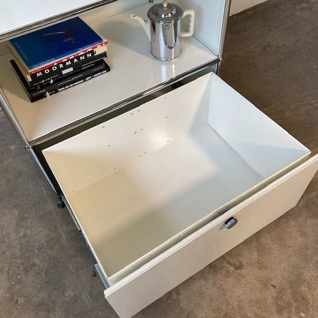 USM Haller - Sideboard - weiß - gebrauchter TOP Zustand