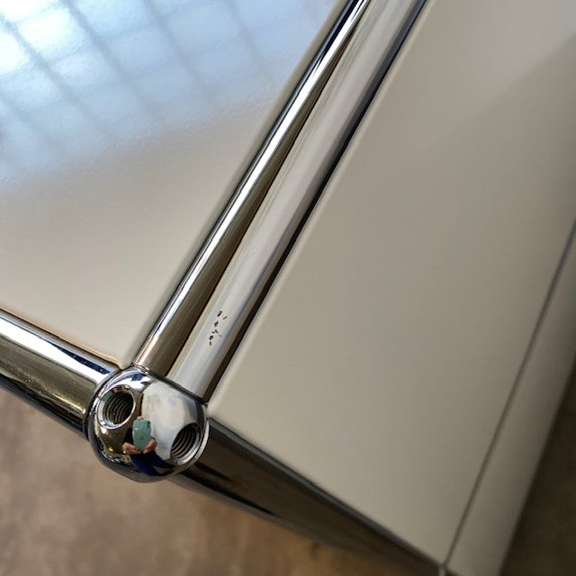 USM Haller - Sideboard - weiß - gebrauchter TOP Zustand