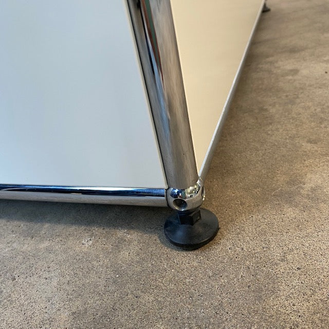 USM Haller - Sideboard - weiß - gebrauchter TOP Zustand