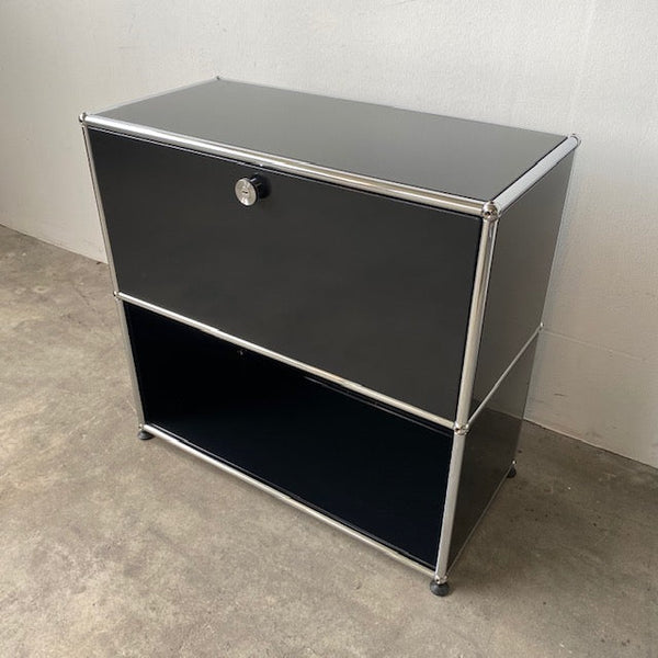 USM Haller - Sideboard - schwarz