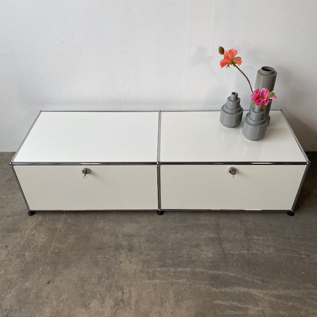 USM Haller - Lowboard - weiß