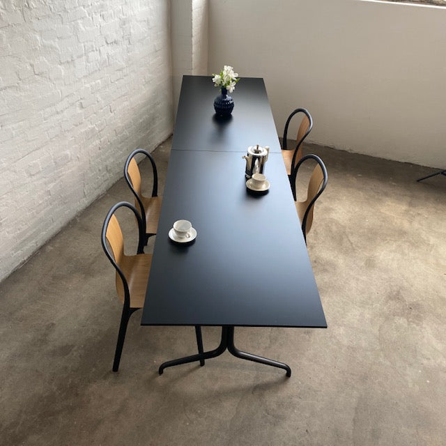 Tisch Belleville Table - schwarz