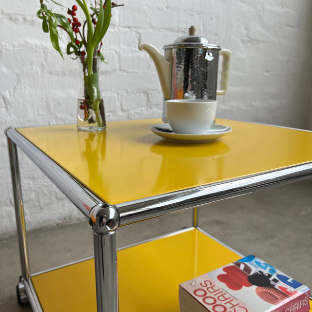 USM Haller Beistelltisch - 50 x 50 cm - verschiedene Ausführungen - gebrauchte TOP Qualität