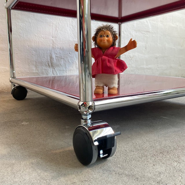 USM Haller - Beistellrollwagen - rot