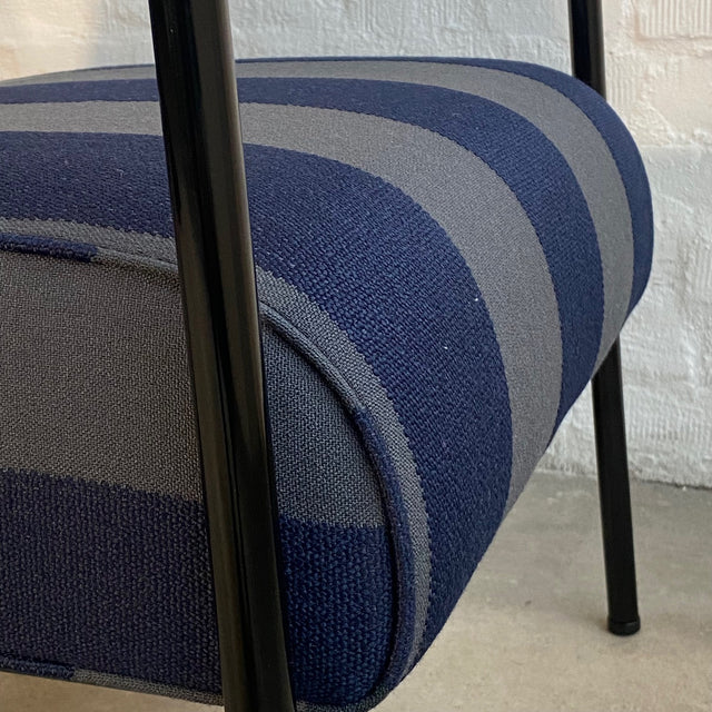 Vitra Fauteuil de Salon Sessel in blau-grau gestreift