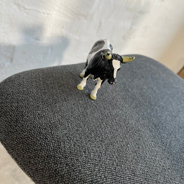 Vitra HAL Soft Tube – gepolsterter Stuhl in Carbon/schwarz