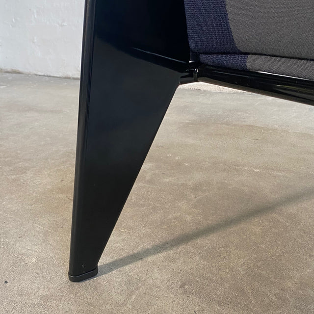 Vitra Fauteuil de Salon Sessel in blau-grau gestreift