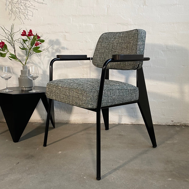 Vitra Fauteuil Direction Sessel in grau meliert