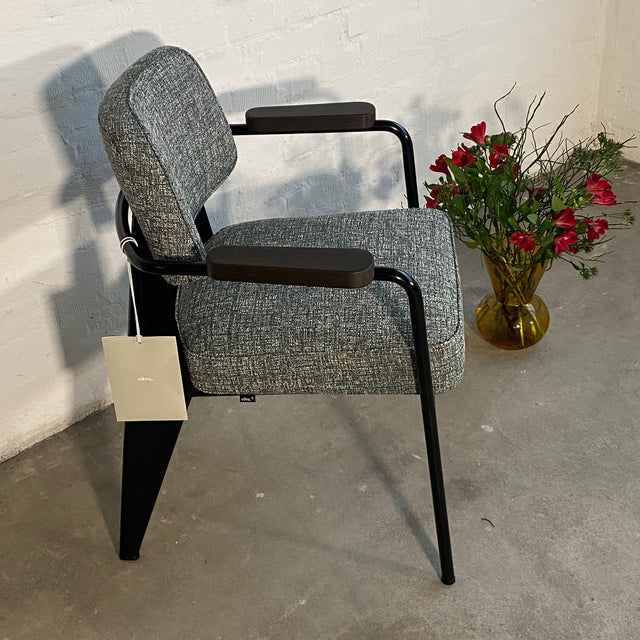 Vitra Fauteuil Direction Sessel in grau meliert