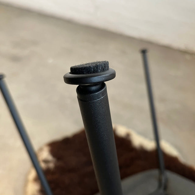 Vitra HAL Soft Stackable – gepolsterter Stuhl in schwarz