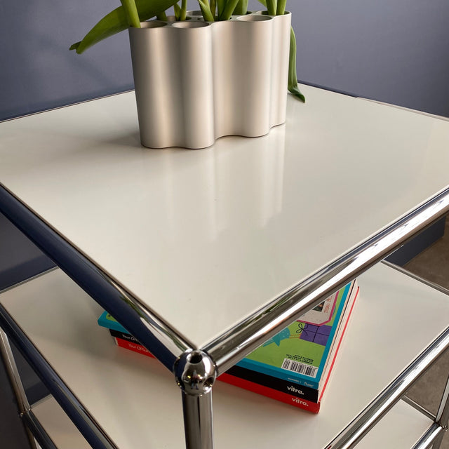 offenes usm Regal weiß