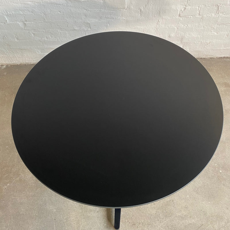 Vitra Bistro Table in schwarz