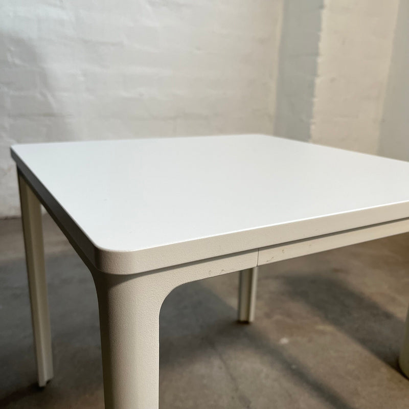 Beistelltisch - Plate Table - weiß