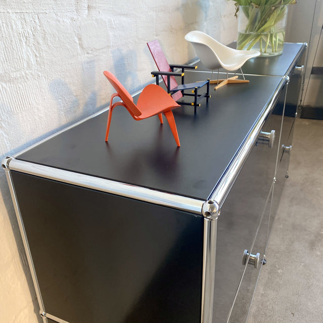 USM Haller - Sideboard - schwarz