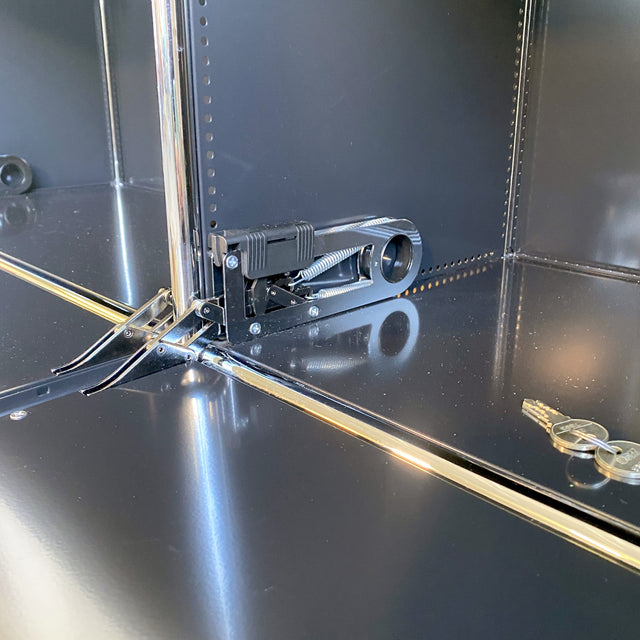 USM Haller - Sideboard - schwarz