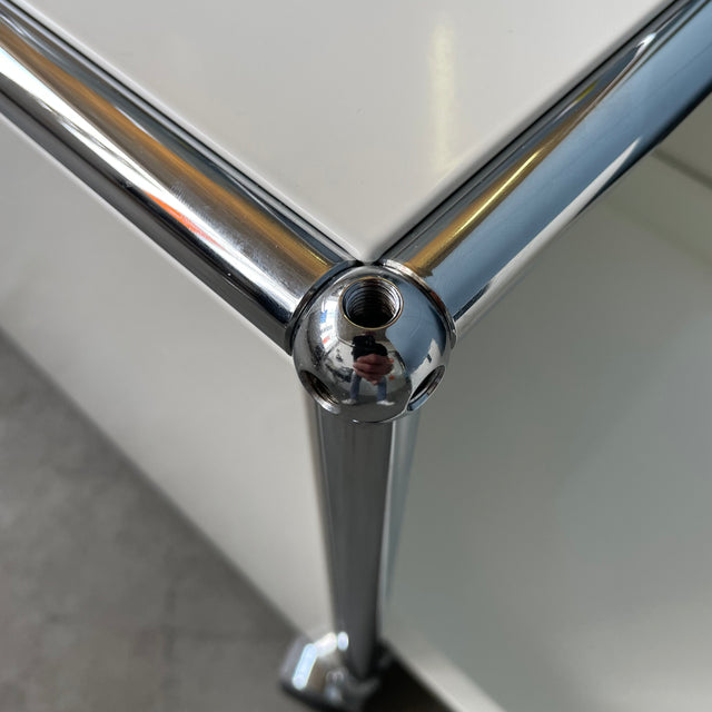 USM Haller - Rollcontainer - Couchtisch - reinweiß