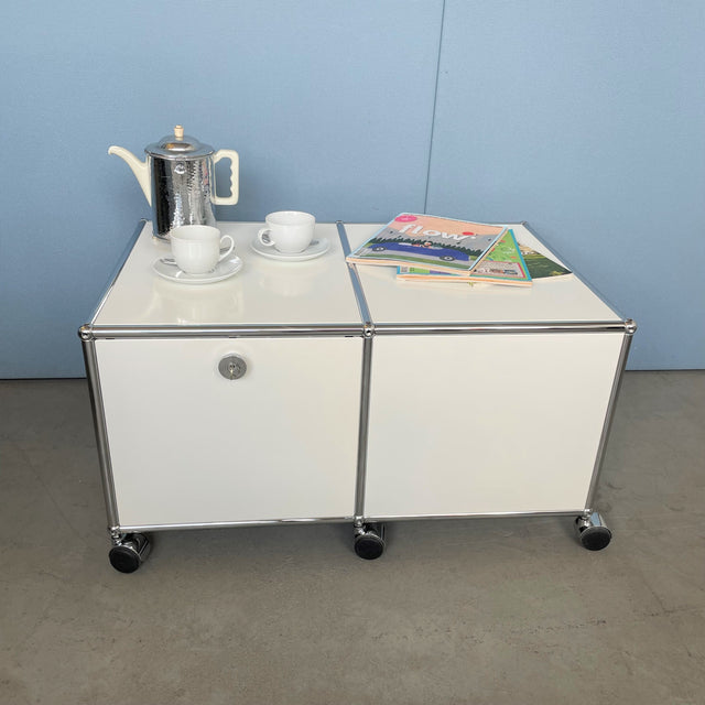 USM Haller - Rollcontainer - Couchtisch - reinweiß