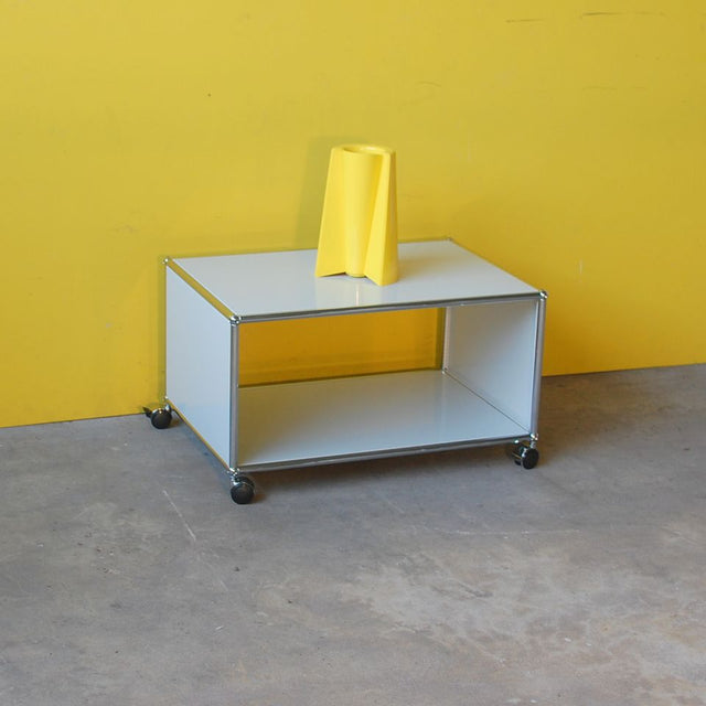 USM Haller - Lowboard - lichtgrau - gebrauchter TOP Zustand