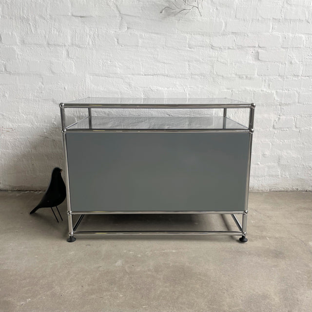 USM Haller - Lowboard - mittelgrau