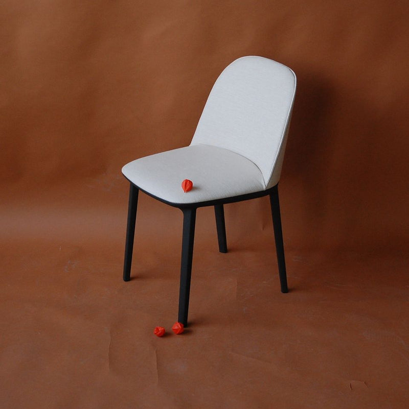 Vitra Softshell Side Chair in Reed sand. Gebrauchte Designermöbel.